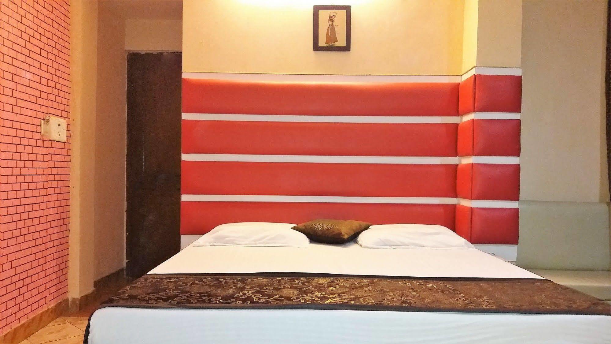 Hotel Kwality New Delhi Luaran gambar